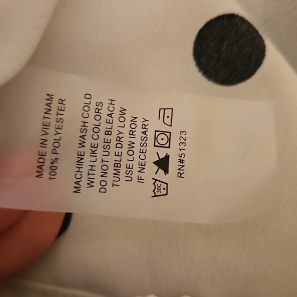 RILEY & RAE Black and WhitePolka Dot Bow Off-Shoulder Coquette Top - Picture 8 of 8